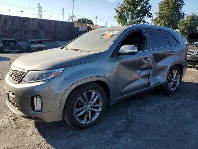 2014 KIA SORENTO en desarme