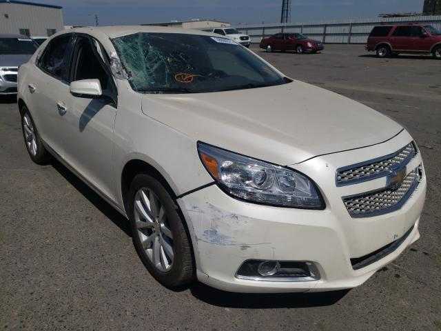 2013 Chevrolet MALIBU en desarme