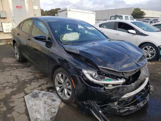 2015 Chrysler 200 en desarme