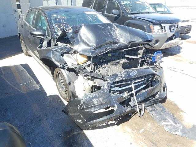 2013 Ford FUSION en desarme