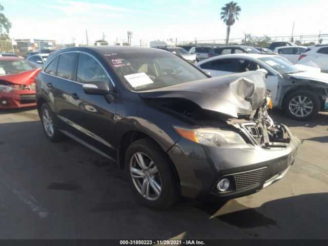 2013 Acura RDX en desarme