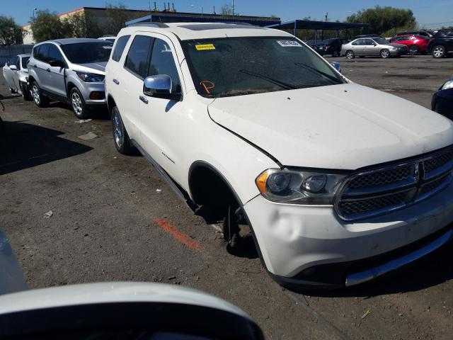 2011 Dodge DURANGO en desarme