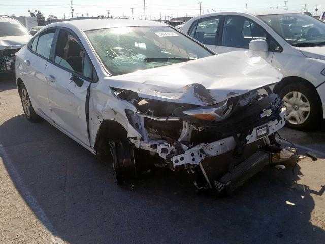 2017 Chevrolet CRUZE en desarme