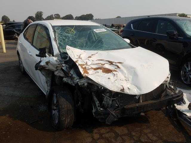 2014 Toyota COROLLA en desarme