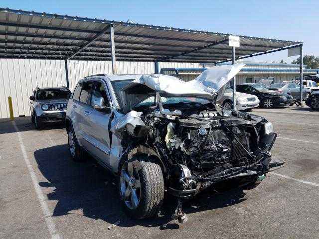 2011 Jeep GRAND CHEROKEE en desarme