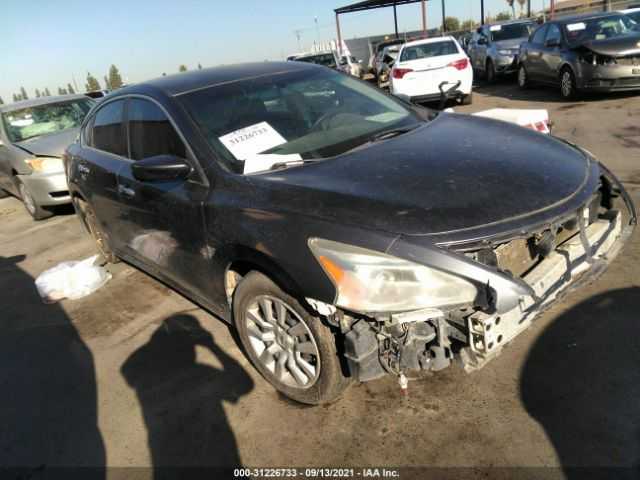 2013 Nissan ALTIMA en desarme