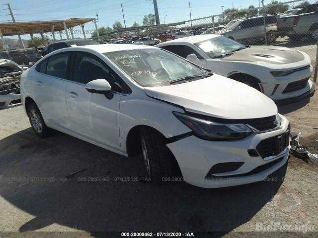 2017 Chevrolet CRUZE en desarme