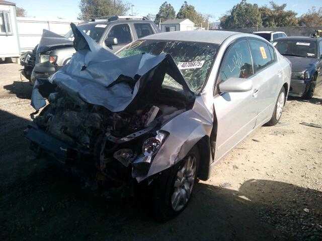 2010 Nissan ALTIMA en desarme