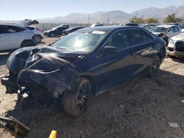 2017 Toyota CAMRY en desarme